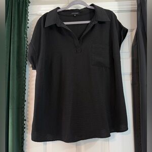 Pleione Black Women's Short Sleeved Collared V-Neck Blouse With Pocket Size 1X
